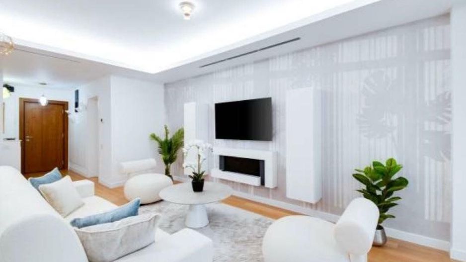 Apartament spatios de vanzare | Herastrau 2 camere + logie - Poză 5