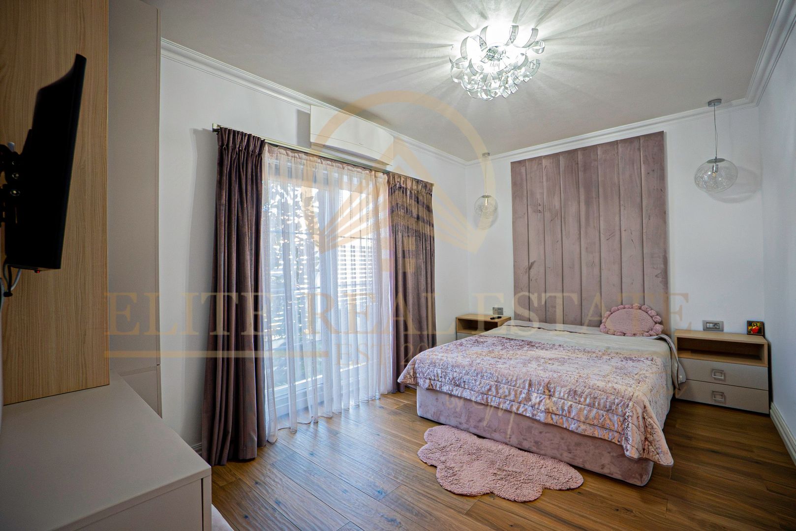 Mamaia Sat - Casă ultra-modernă de lux  – 5 camere, 4 dormitoare. - Poză 13