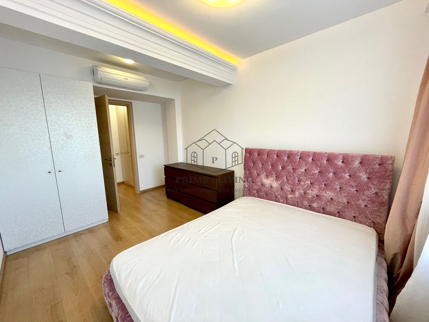 APARTAMENT CU 3 CAMERE LA VANZARE IN ZONA AVIATIEI - Poză 4