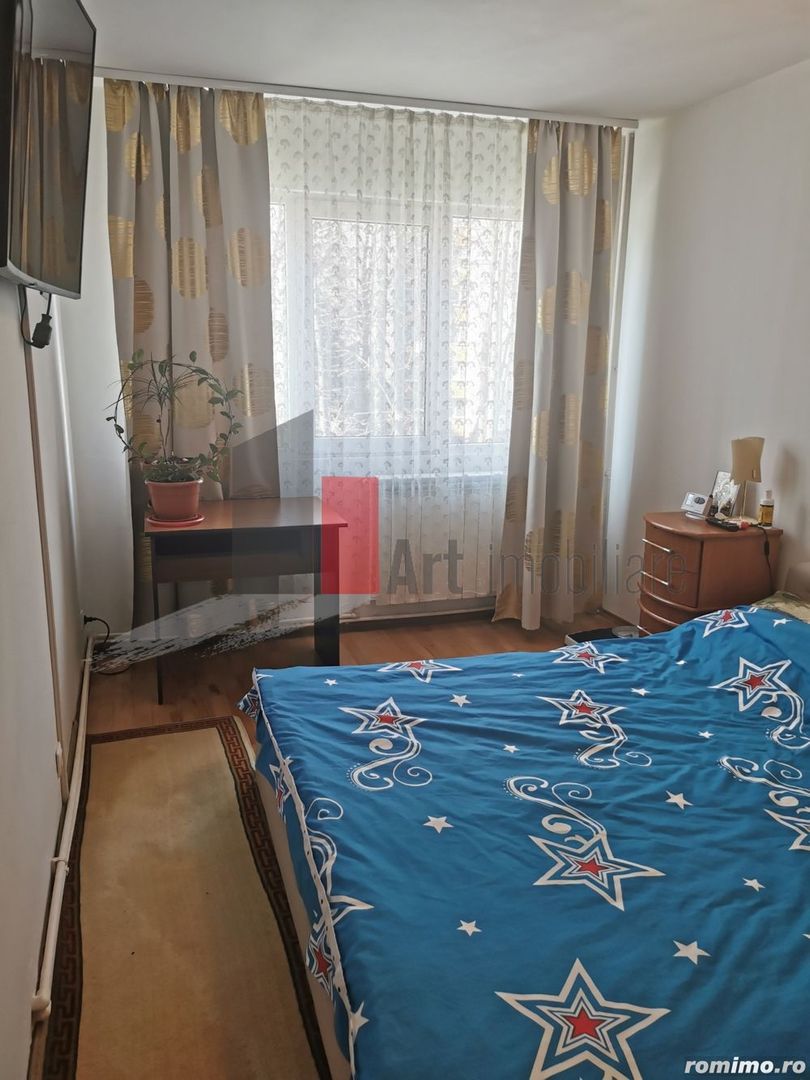 Vânzare apartament semidecomandat 4 camere cu centrală Bd. Obregia - Poză 37