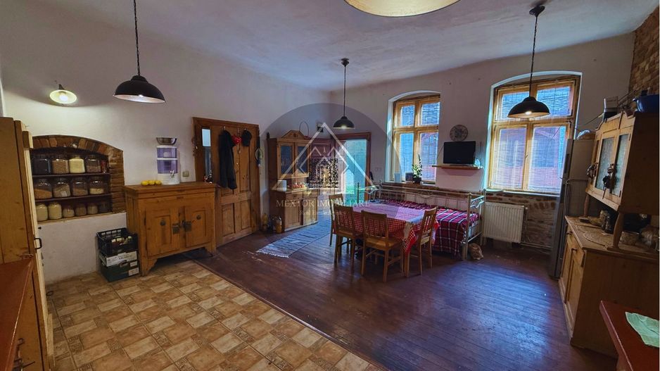 Casa saseasca, de vanzare la Richis - Transilvania - Poză 8