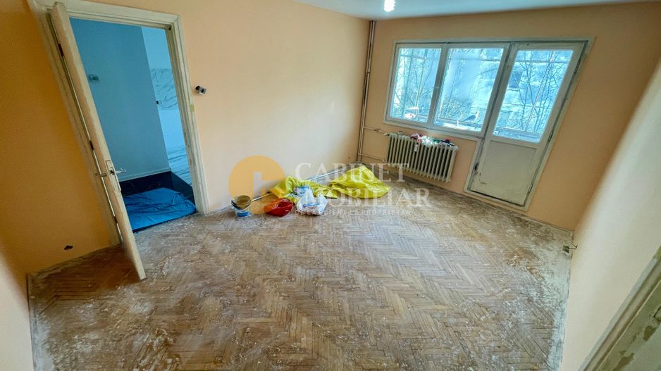 Apartament cu 2 camere - Etaj 2 - Bloc Fara Risc - Zona Podu Ros - Poză 1