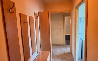 Vand apartament cu 2 camere decomandat in Calea Lipovei - Poză 8