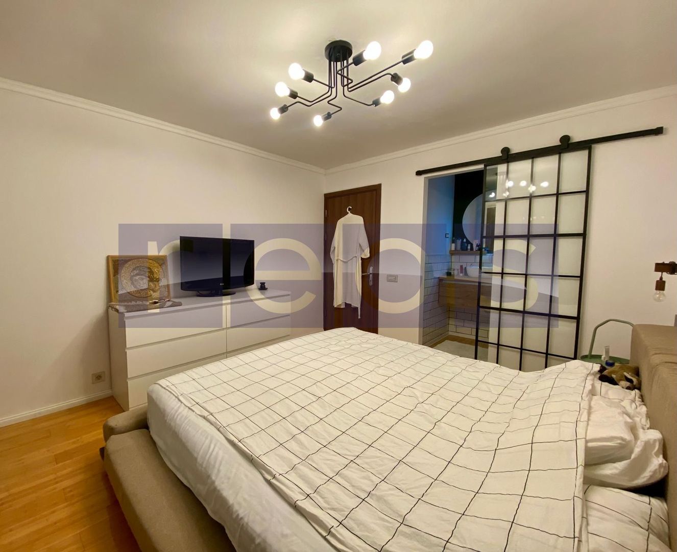DE VANZARE APARTAMENT 3 CAMERE RENOVAT, 2 BAI | DRUMUL SARII - Poză 4
