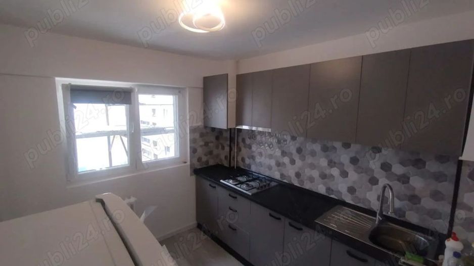 Apartament 2 camere Delfinului, renovat complet, lângă Mega Mall - Poză 3