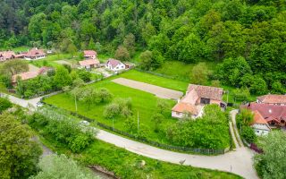 Teren intravilan, in impresionat cadru natural,Central, Sinca Noua,Brasov - Poză 10