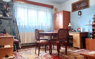 Centru! Vanzare casa cu 3 camere in centrul vechi Targoviste! - Poză 2