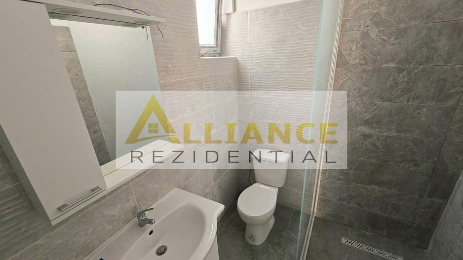 Casa - 444mp teren - 4 camere- cartierul nou -154.990 euro - Poză 7