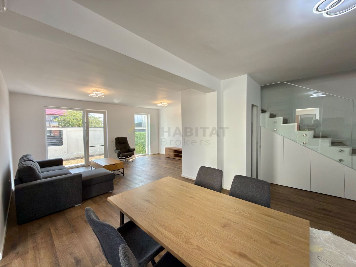 Vilă de închiriat în Tunari – 4 camere | curte proprie | disponibilă imediat - Poză 3