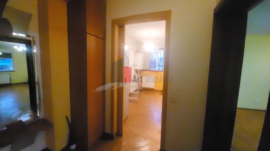 Apartament 3 camere Titan cu centrala - Poză 2