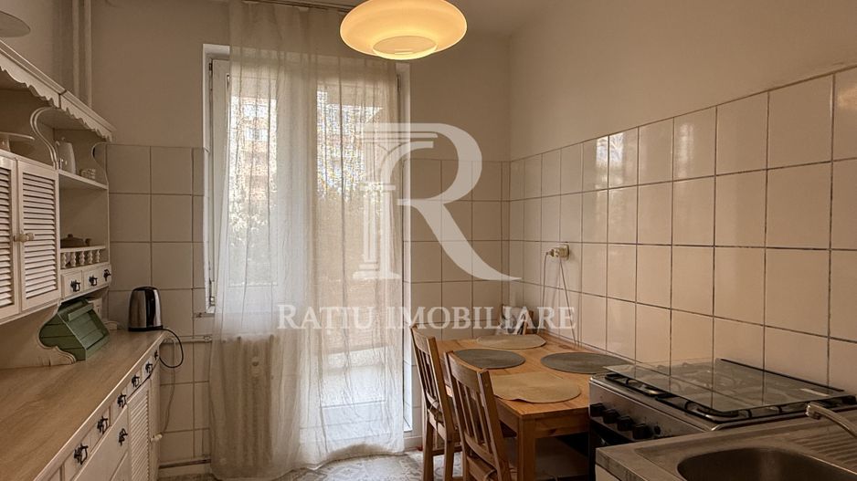 Apartament cu 3 camere | Decebal | Oradea - Poză 8
