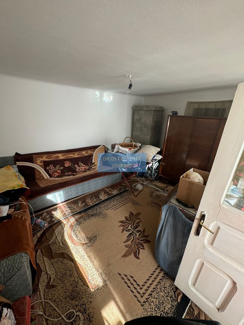 De vânzare  casă situată pe strada Mihail Sadoveanu - Poză 13