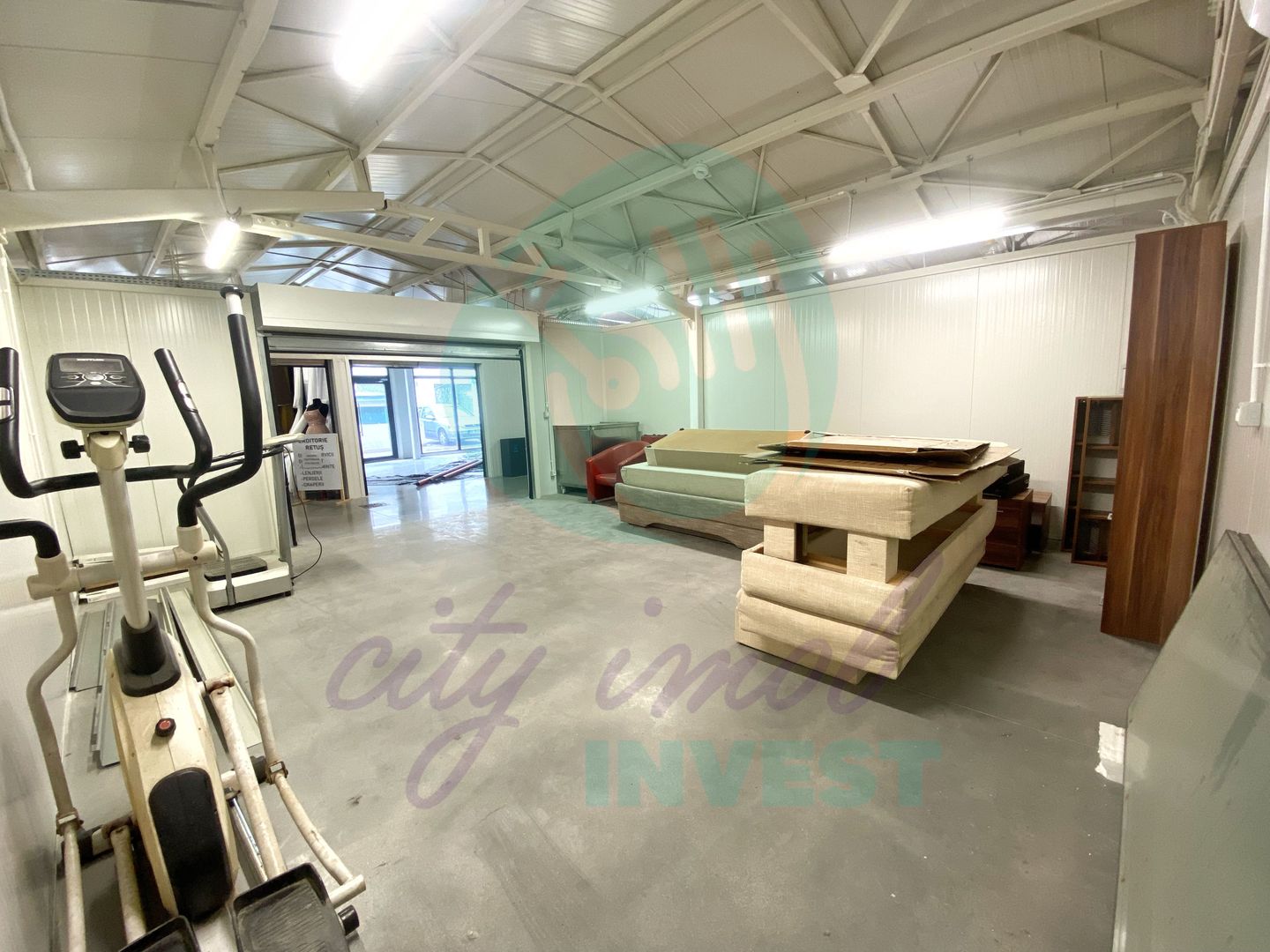 Spatii comerciale de inchiriat, Piata Delfinului - Poză 2