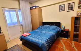 Particular. Apartament decomandat cu 3 camere, zona Galata - Poză 2