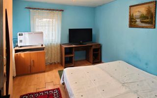 Se oferă spre vânzare casă 3 camere individuală la curte zona Salaj - Poză 3