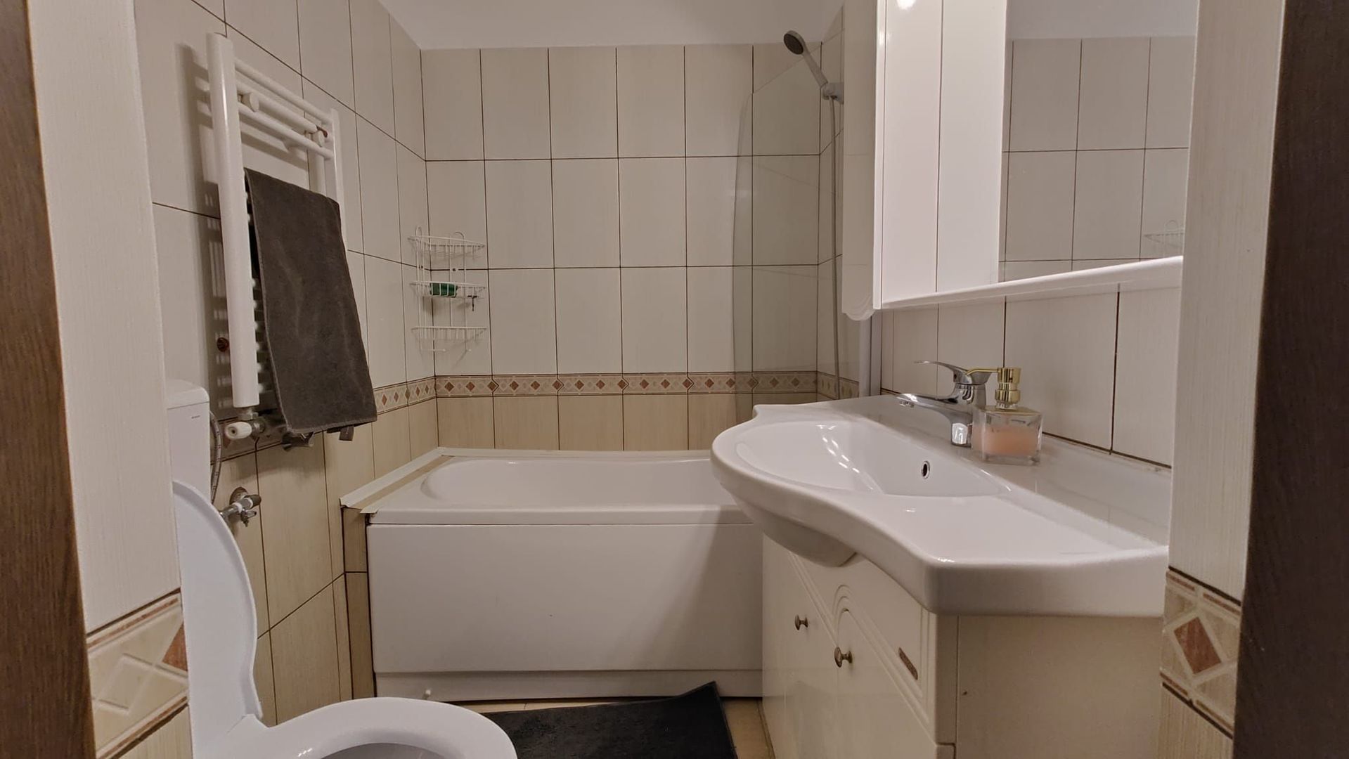 Floreasca – 2 camere decomandat, centrală proprie, balcon - Poză 16