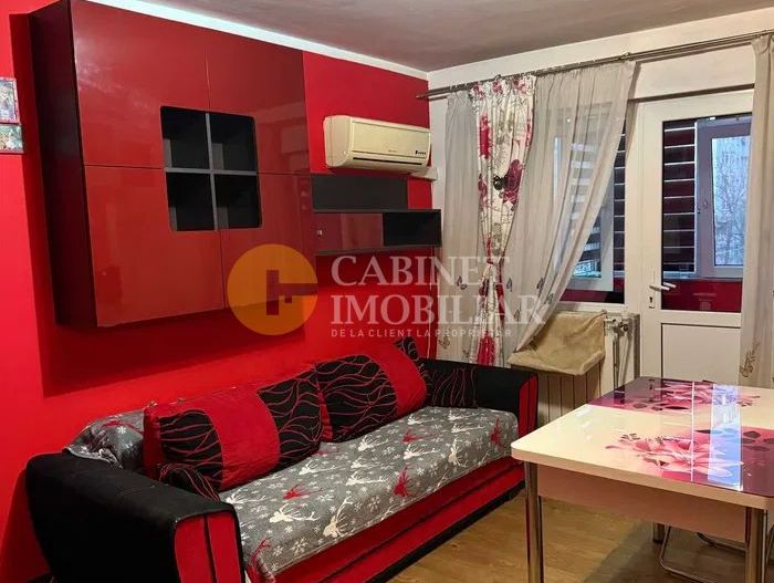 4 Camere Semidecomandat - Mobilat/Utilat  - Etaj 2 - Zona Mircea Cel Bătrân - Poză 1