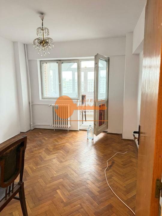 3 camere Banu Manta- Titulescu ( 1984 ) - Poză 1