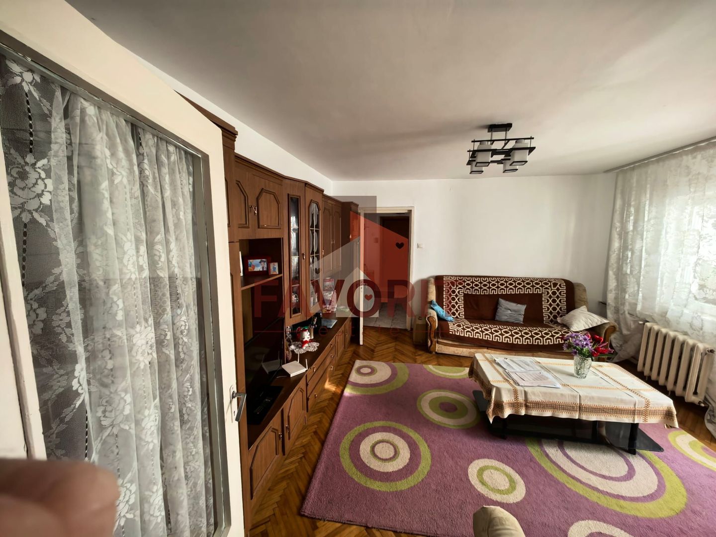 2 camere | mobilat si utilat | boxa | zona excelenta | - Poză 2