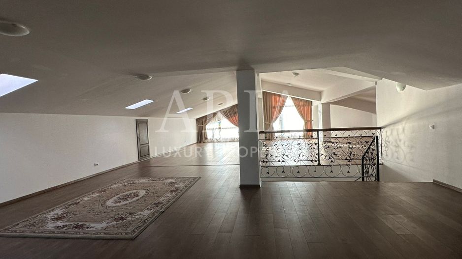 GRAND VILLA  PIPERA EROU IANCU NICOLAE - Poză 15