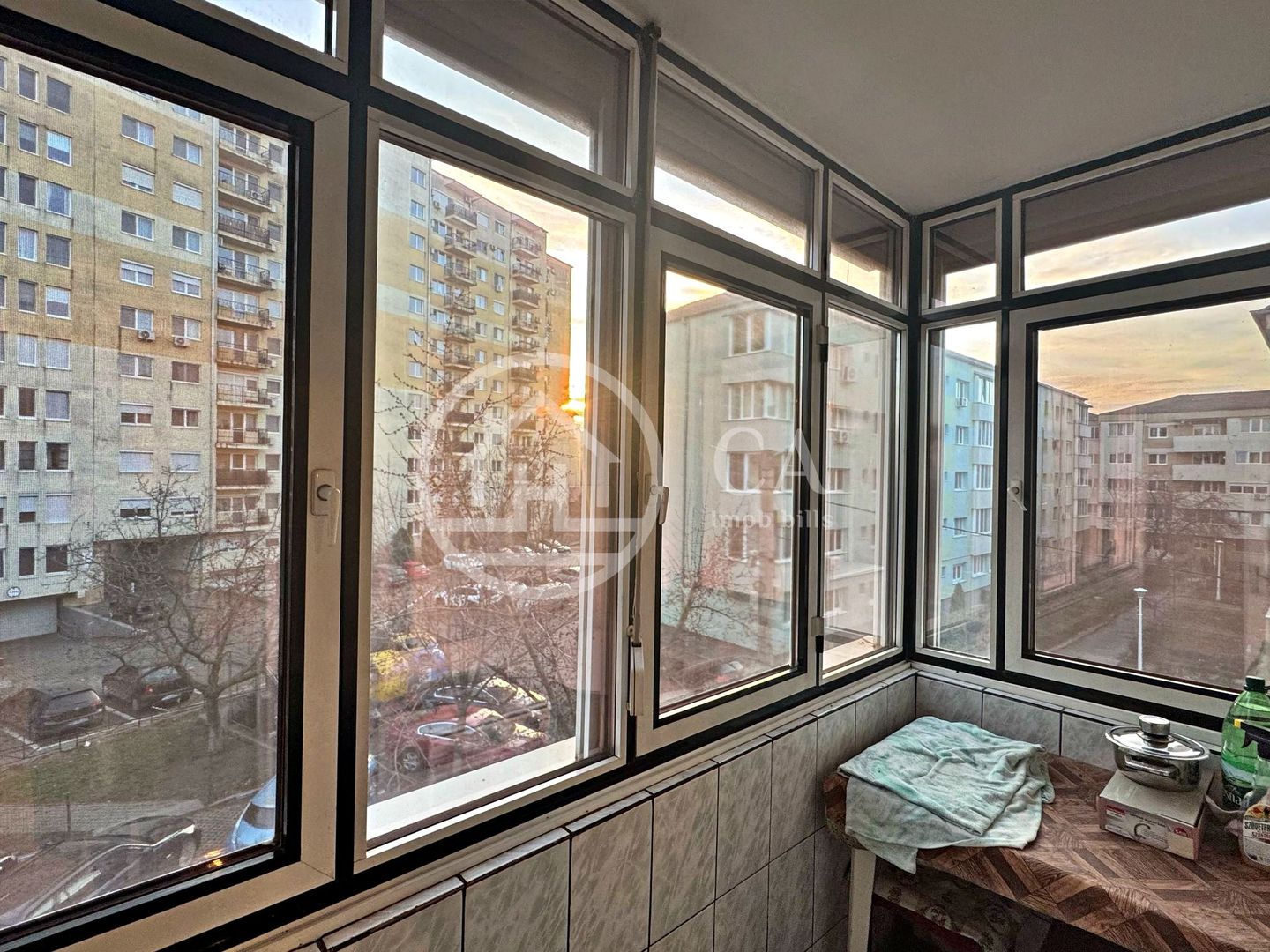 Apartament de vânzare cu 3 camere în zona Iosia , Oradea - Poză 13