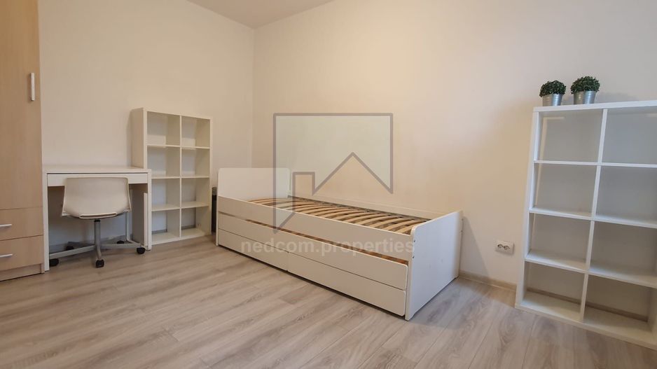 Vanzare apartament 3 camere - Salaj = Parcul Humulesti - Poză 5