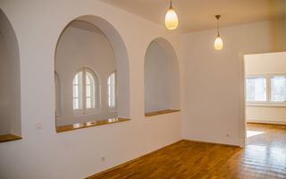 Etaj 1 plus mansarda in vila - Poză 2