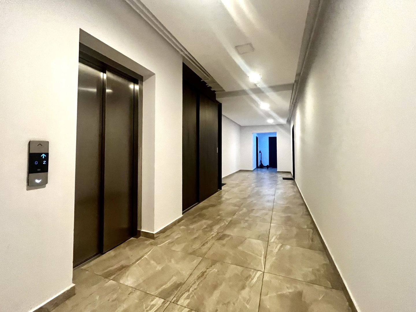 Apartament 2 camere, elegant amenajat, loc subteran, in zona Aradului - Poză 13