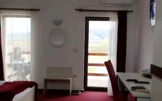 Pensiune de vânzare – proprietate complet funcțională - Poză 3