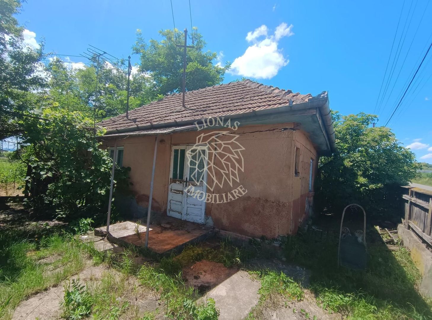 Casa demolabila cu teren dublex 1557 mp-investitie-Jucu de Sus Jud. Cluj - Poză 2