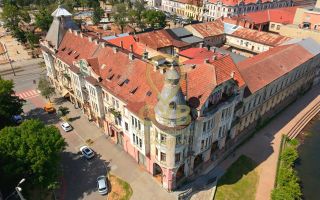 De vânzare apartament în clădire istorică * Ultracentral * Piața Gojdu - Poză 2
