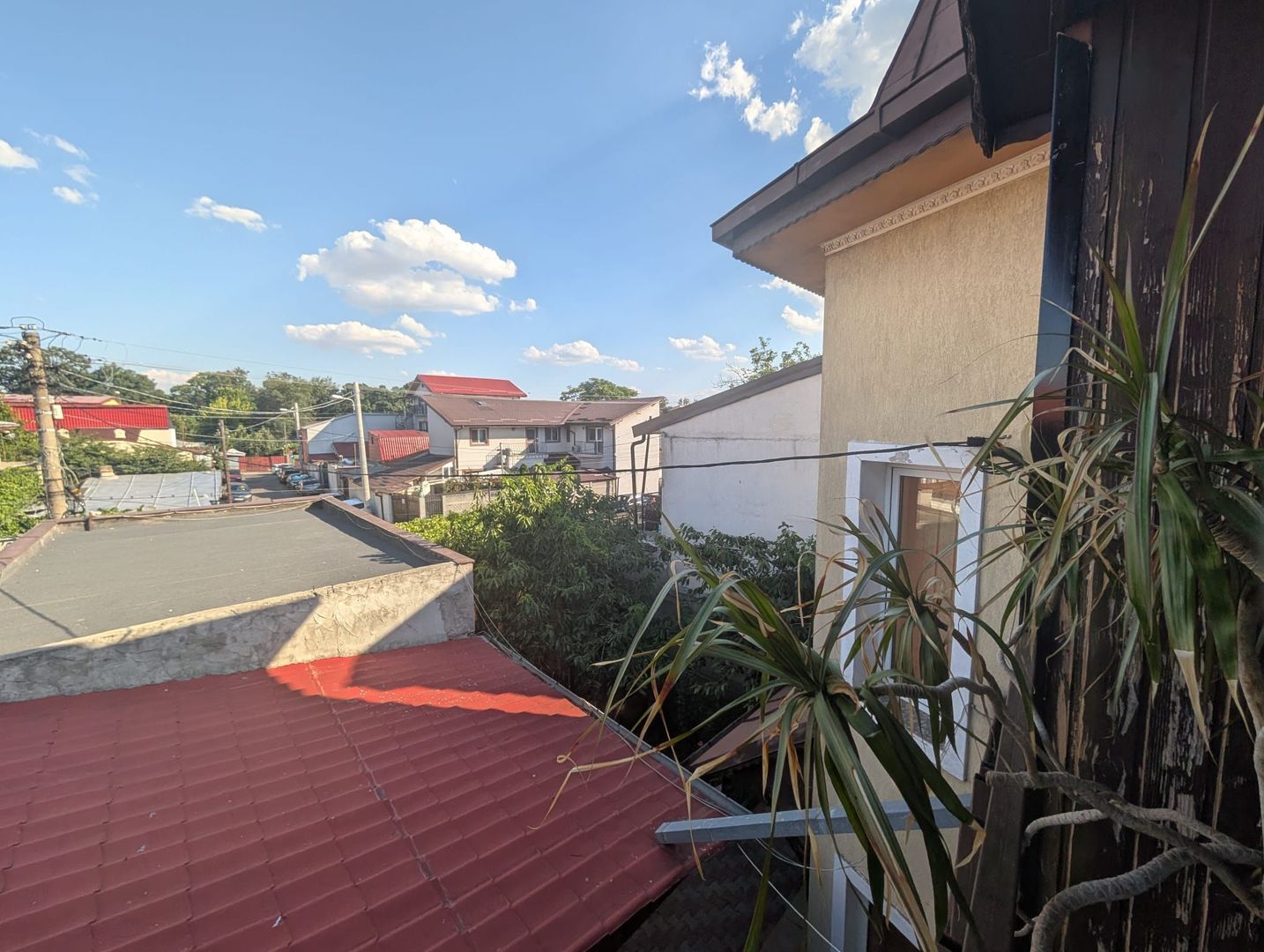 Vila spațioasă 6 camere cu teren generos – Ferentari – Preț excelent! - Poză 2