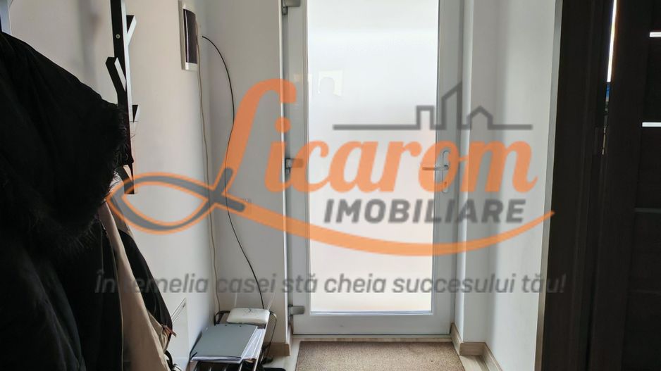 COMISION 0 . Vila LA CHEIE - IZVOR TARLUNGENI - P+E ,4 CAMERE. - Poză 4