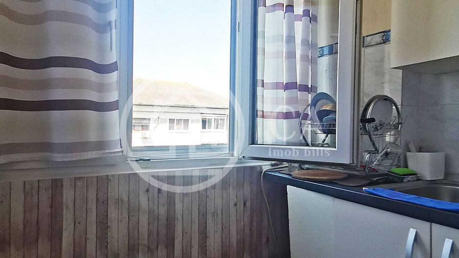 Apartament de vânzare cu 2 camere în zona Decebal, Oradea - Poză 7