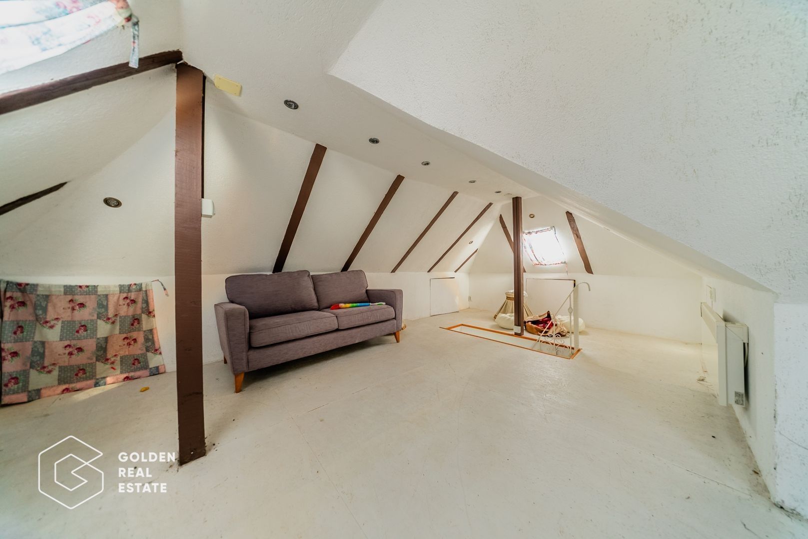 Casa cocheta cu 3 camere, în Bujac, comision 0% - Poză 17