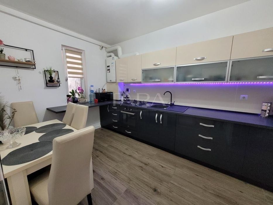 Vanzare apartament cu 2 camere, zona de nord, ultrafinisat! - Poză 1