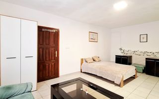 Oferim spre inchiriere casa spatioasa cu 2 camere, Zona Soarelui,cartier privat - Poză 8