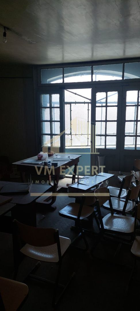 VILA 6 CAMERE, 126 MP, CENTRU CAMPULUNG - Poză 4