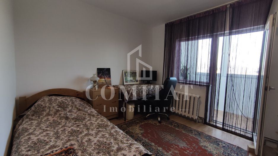 Apartament cu 3 camere decomandate | Etaj intermediar| Zona Primaverii - Poză 2