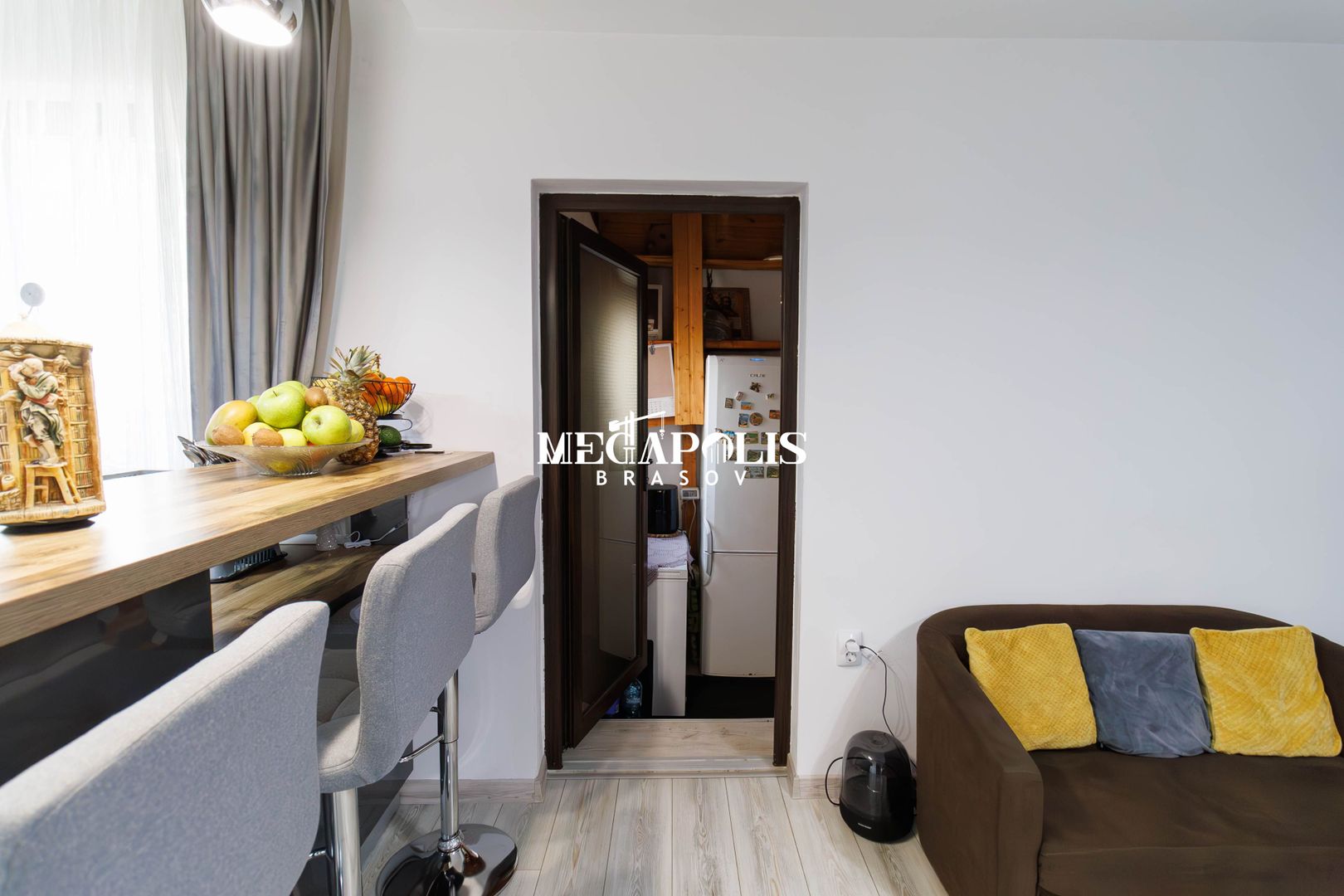 Casă spațioasă 4 dormitoare Sânpetru, 500 mp teren, mobilată complet - Poză 20