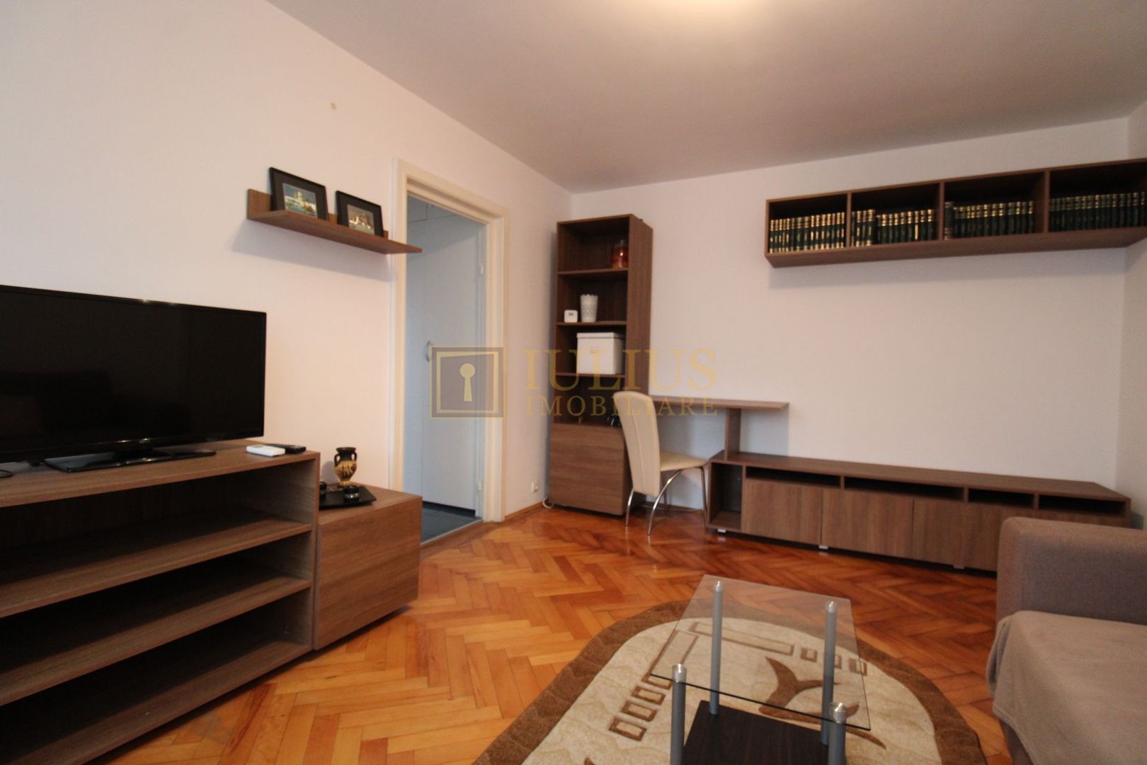 Zona Medicina; str. Bucuresti, centrala proprie. - Poză 1