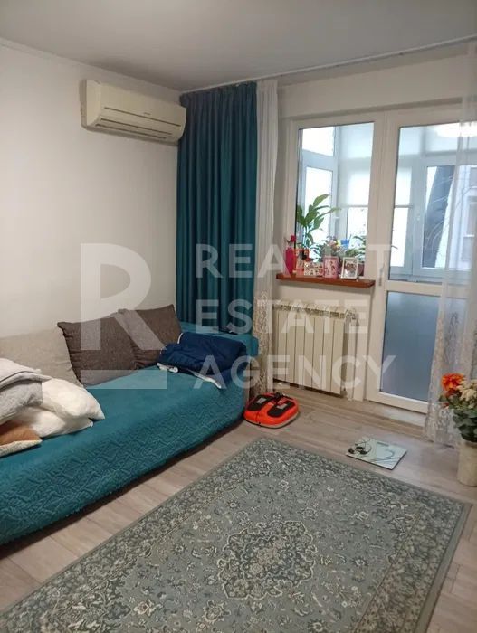 Vânzare, apartament cu 3 camere în zona Militari - Poză 3