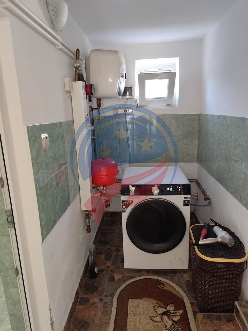 Casa cocheta la 30 minute de Craiova- Cornița Dolj - Poză 4