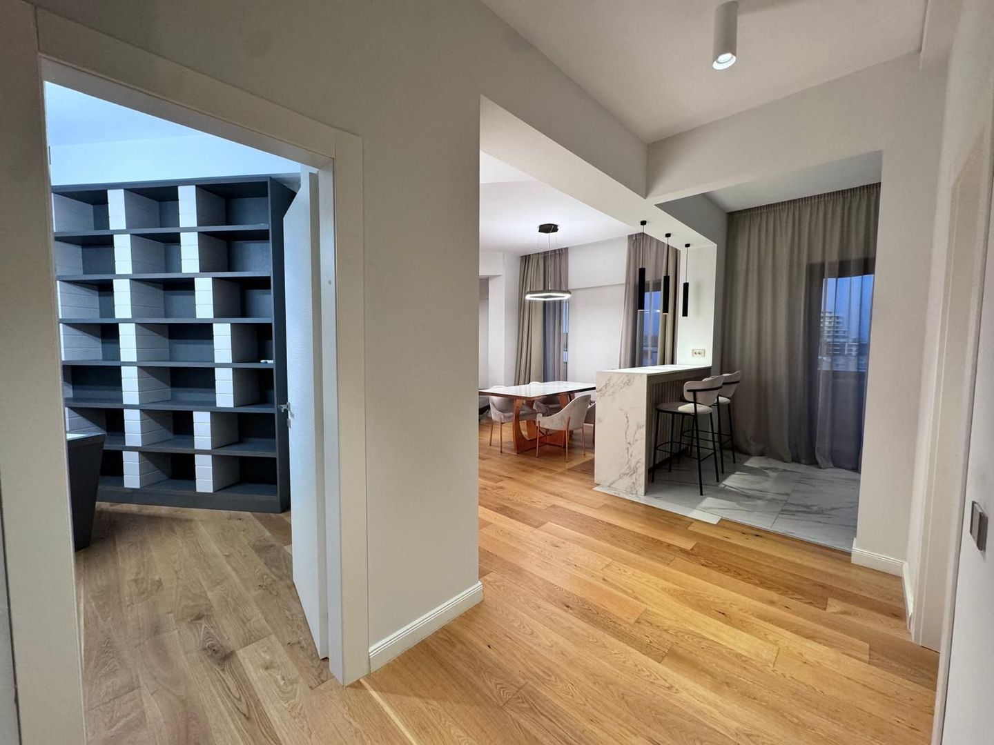 Penthouse parc Herastrau apartament 5 camere 3 băi - Poză 17