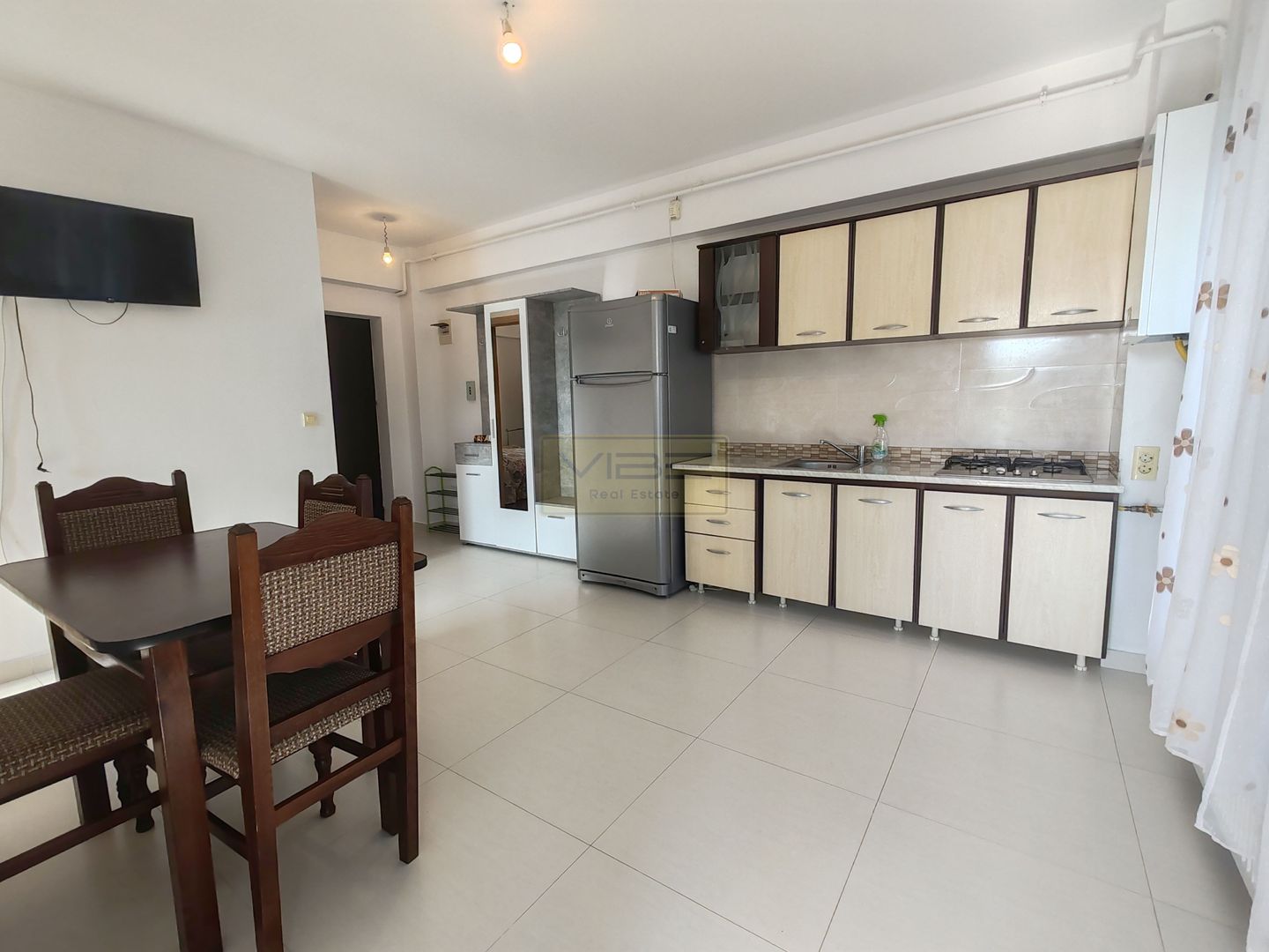 Copou - Sadoveanu - Apartament Decomandat + Parcare! - Poză 12