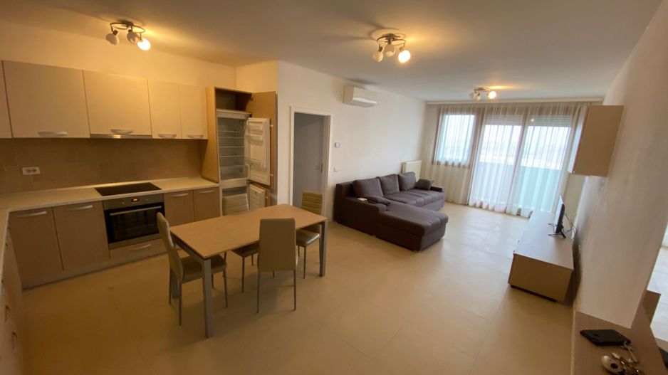 Apartament cu 3 camere   în zona Ultracentral - Poză 7