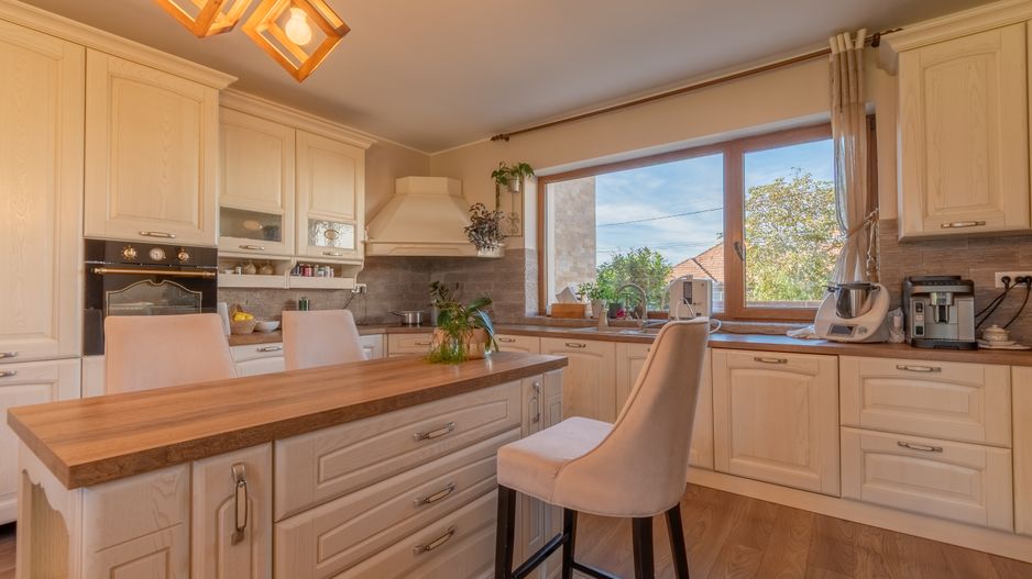 Proprietate exclusivista de vanzare: 2 case | 9 camere | 2000 mp teren - Poză 32