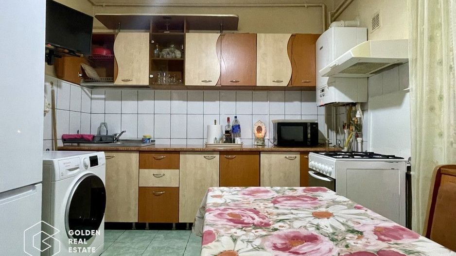 Apartament 3 camere, doua bai, decomandat,  Splaiul Unirii - Poză 13