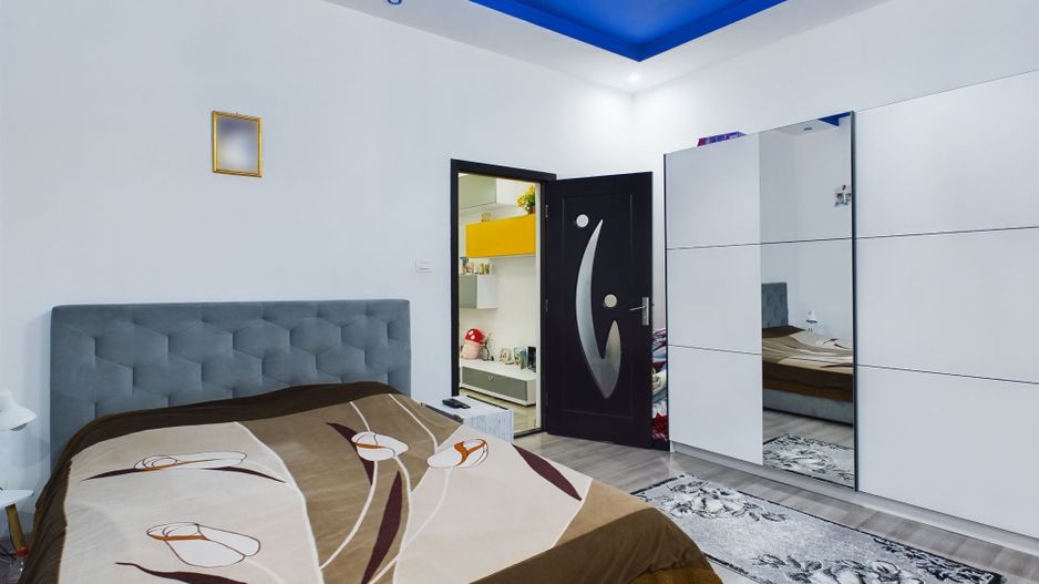 Apartament 3 camere , Splaiul Tudor Vladimirescu - Poză 1