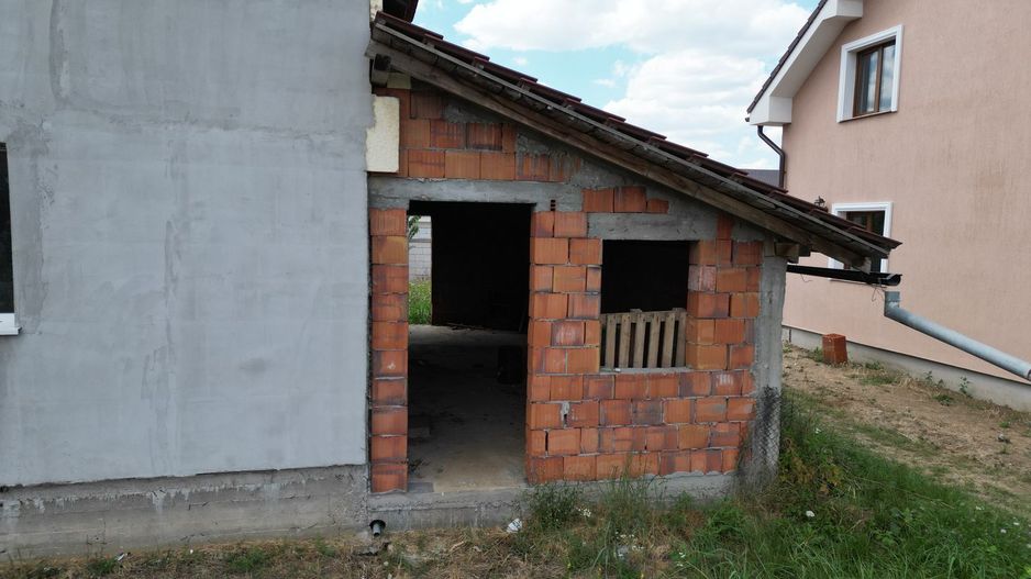 Casa la gri in Frumuseni - Poză 16